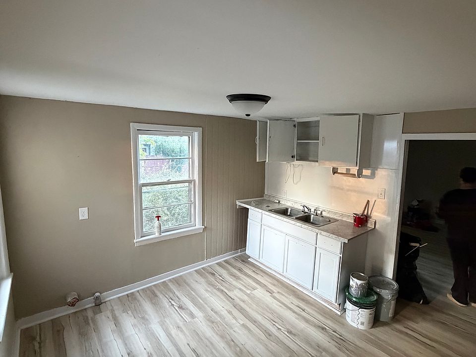 2nd image of 507 N 7th St #2