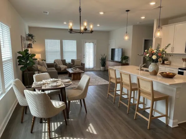 2201 Kulshan Ct #1, Lebanon, TN 37087