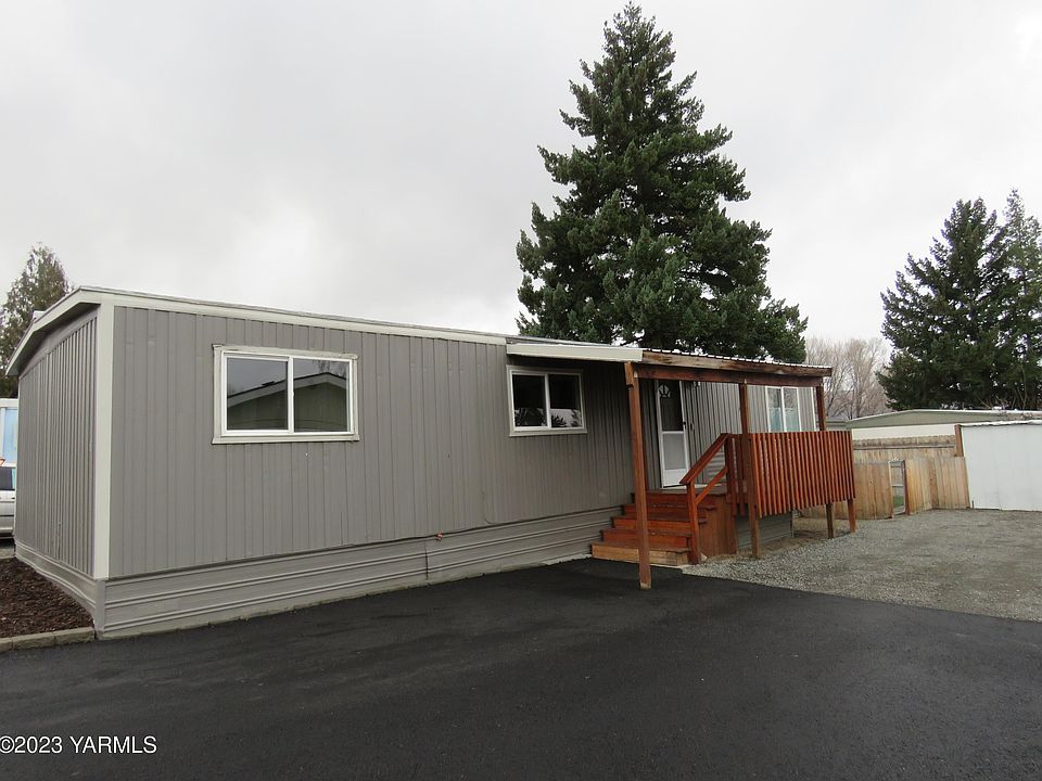 1130 N Wenas Rd UNIT 11, Selah, WA 98942 | Zillow