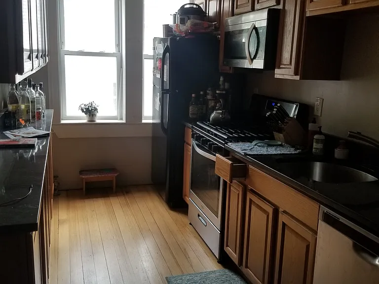 23 Lanark Rd #4 — Photo 3