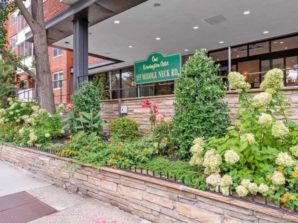 1 Kensington Gate #PH 11, Great Neck, NY 11021