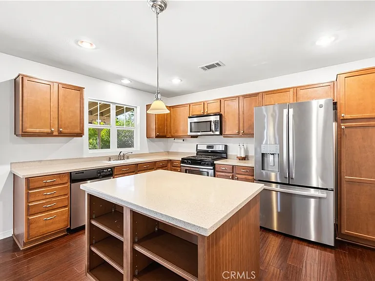 43023 Artesia Ct — Photo 3