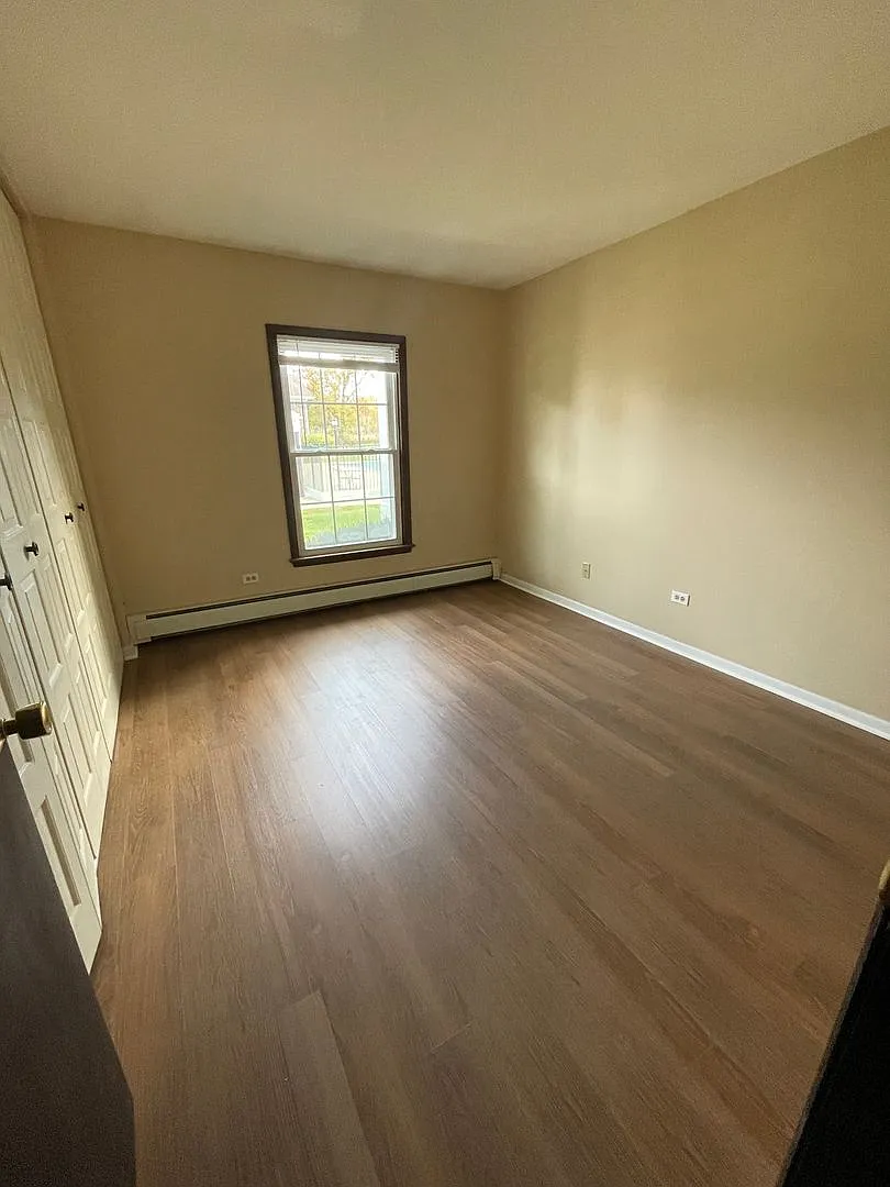 Beautifully Updated 1-Bedroom Condo! — Photo 2