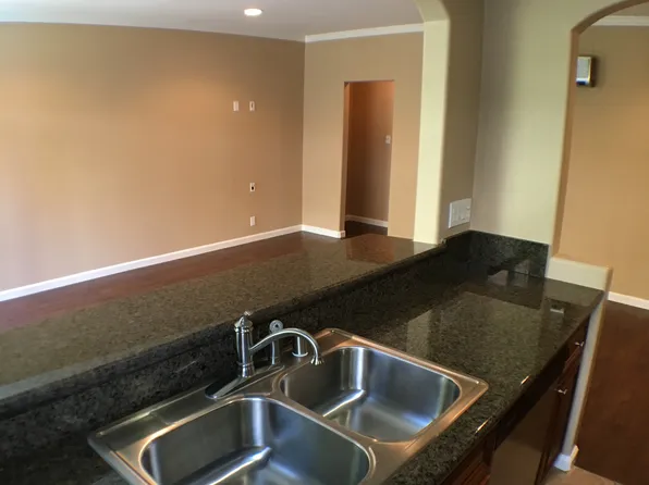 Whitley Villas, 1831 Whitley Ave APT 10, Los Angeles, CA 90028