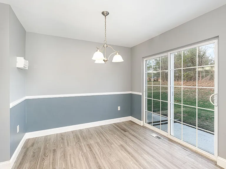 247 Buckley Dr — Photo 10