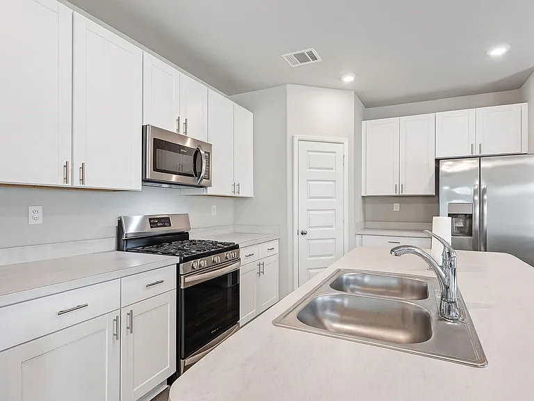 10707 Bird Of Paradise Ln — Photo 5