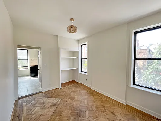 Rented by Pear NYC LLC | media 33