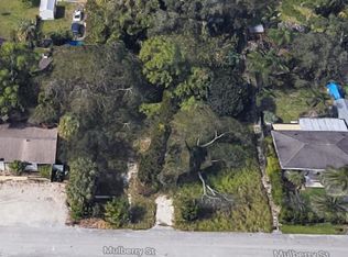 921 Mulberry Rd, Lake Worth, FL 33461