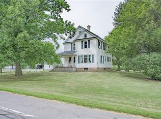 275 N Main St, Lyndonville, NY 14098