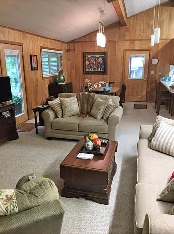 2nd image of 2942 Branchwood Dr