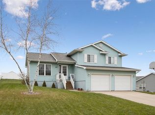 404 Goldfinch Cir, Tiffin, IA 52340