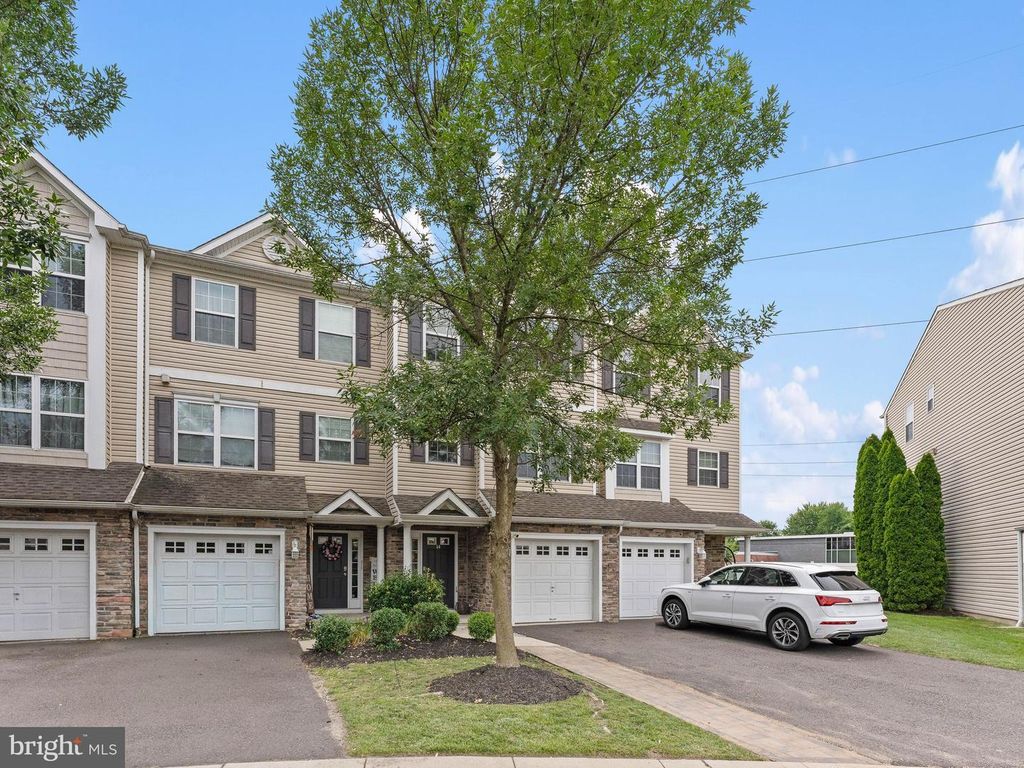 14 Lumber Ln, Mount Ephraim, NJ - View 2
