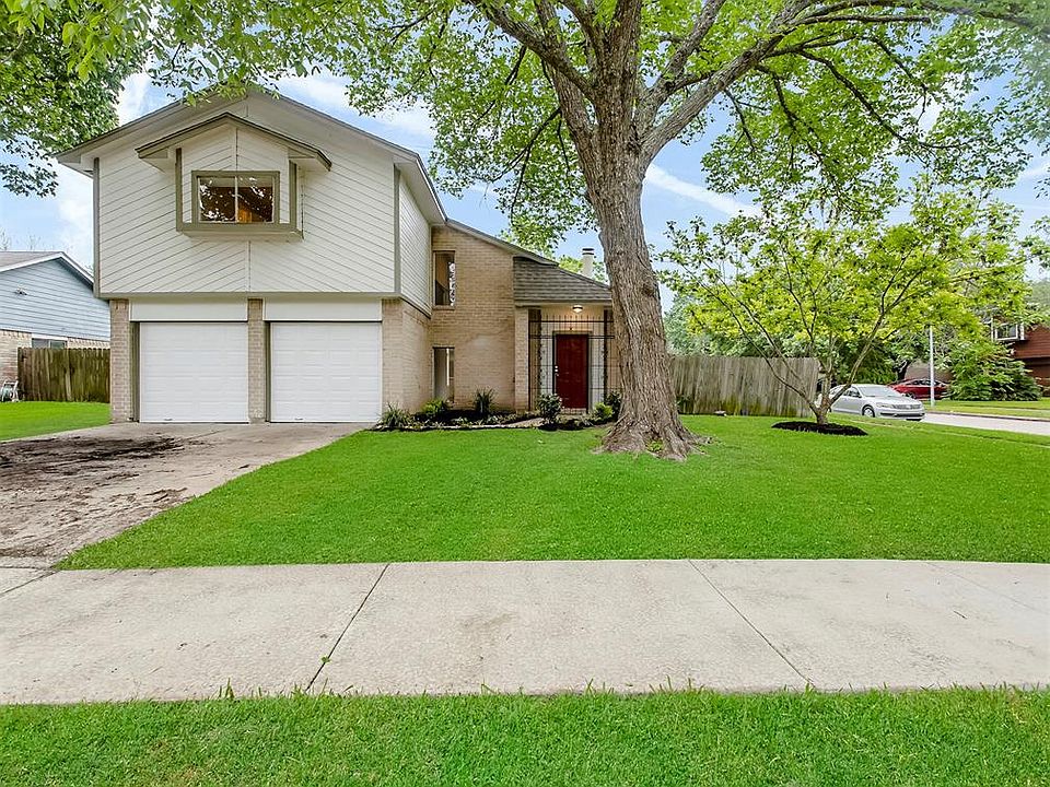1st image of 15915 Maczali Ct
