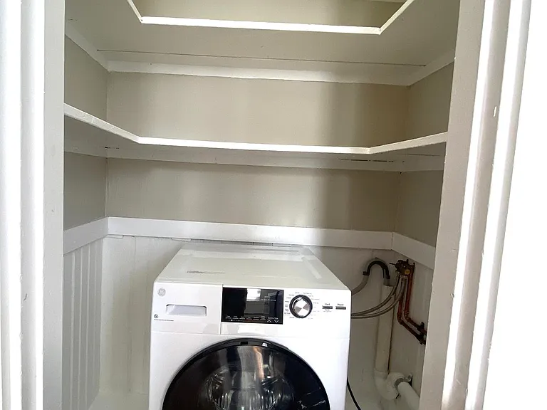 20 Park Ave #1 — Photo 11