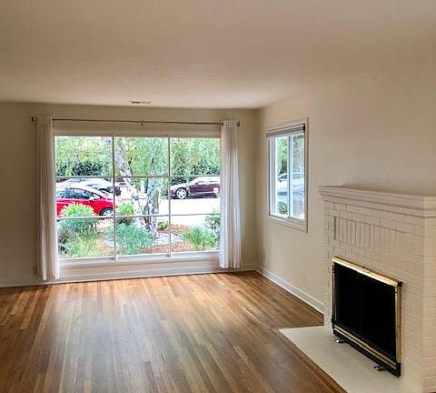 4th image of 1311 Harker Ave