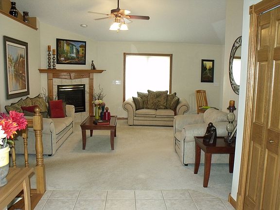 Entry_Living Room