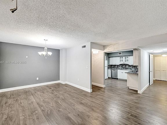 4th image of 2818 N 46th Ave APT K287