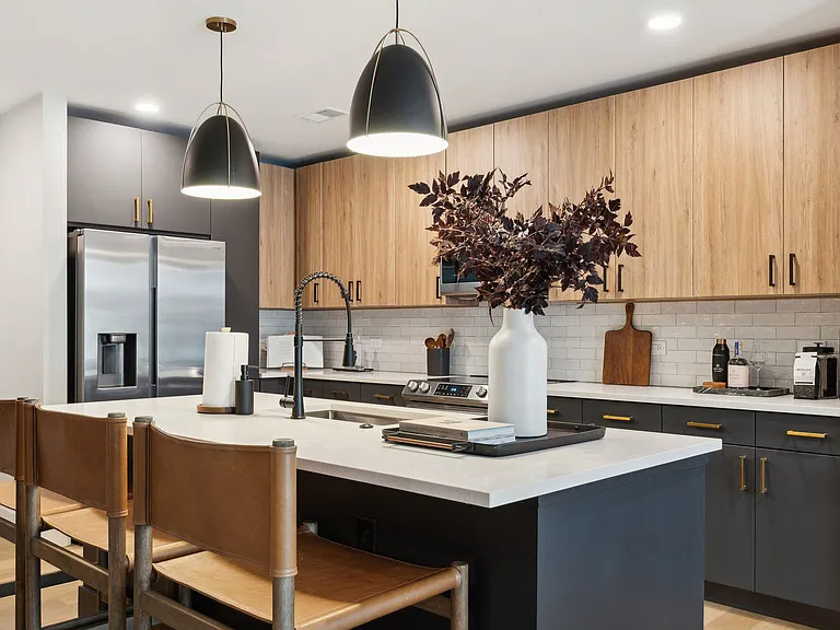 B8 Kitchen with Glazed Ceramic Tile Backsplash