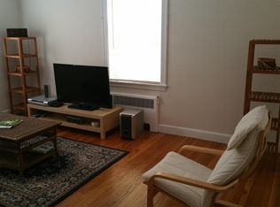 3 Garden Ct APT 2, Cambridge, MA 02138