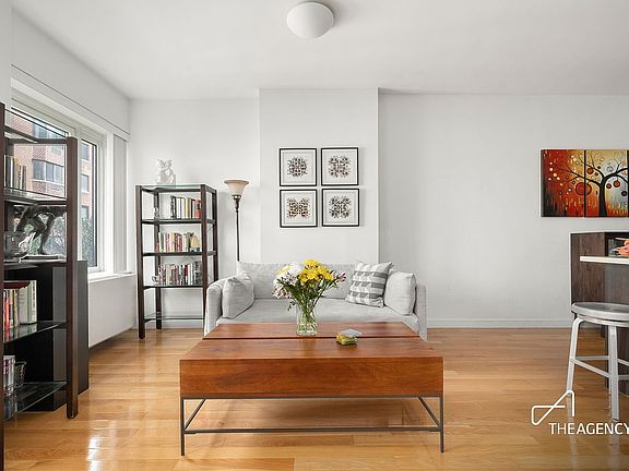 3rd image of 454 W 54th St APT 4F