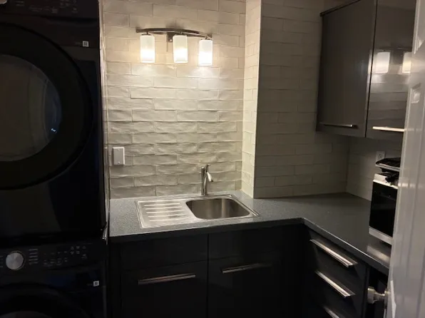 1450 NE Orenco Station Pkwy, Hillsboro, OR 97124