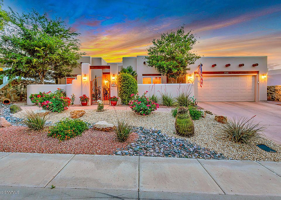 1st image of 1935 Palm Canyon Dr