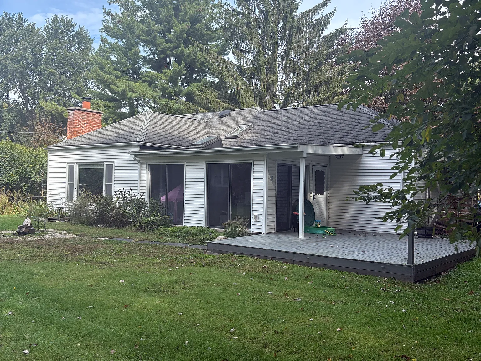 3 bed, 1450 sqft, $2,250 — Photo 4