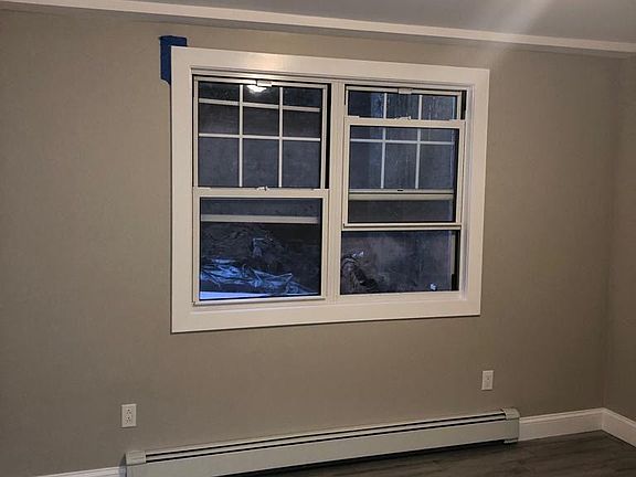 2nd image of 122 Sedgwick Ave #L