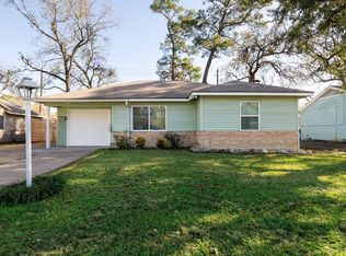 10128 Homestead Rd, Houston, TX 77016