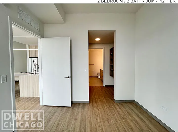 513 S Damen Ave #512 — Photo 22