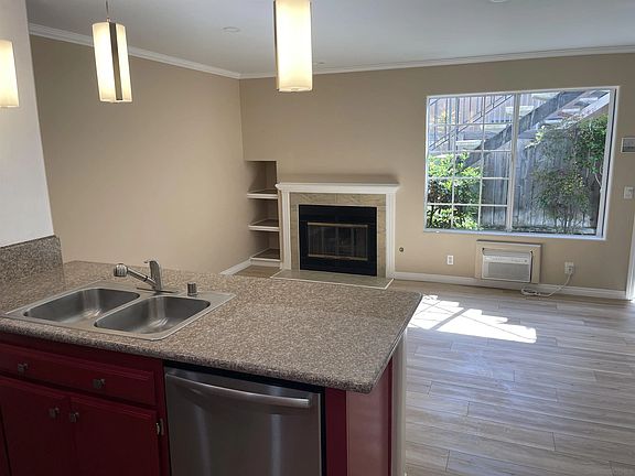 4th image of 4256 Cherokee Ave Unit 2