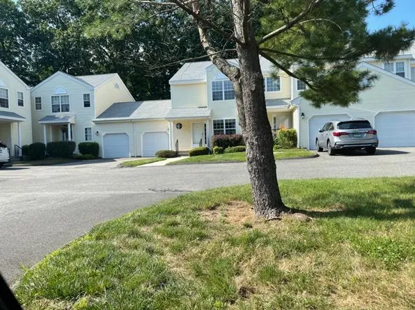 (undisclosed Address), Rocky Hill, CT 06067