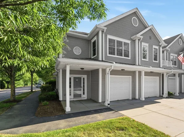 631 East St Unit B201, Mansfield, MA 02048