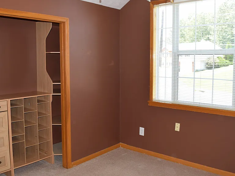 110 Dogwood Cir — Photo 27