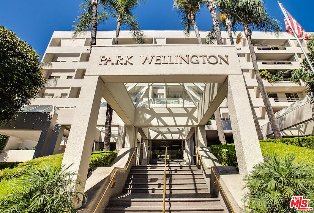 2 bed, 3.0 bath, 1492 sqft, $6,700 — Photo 4