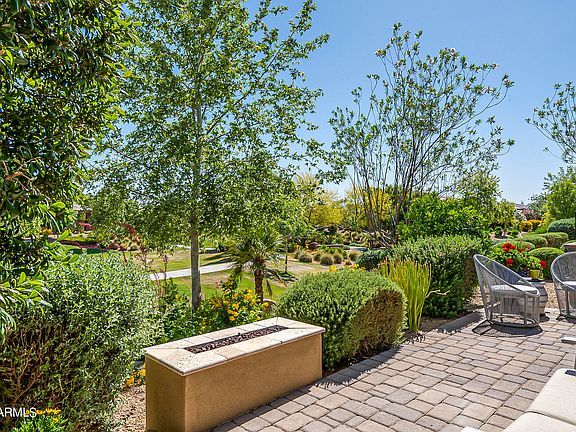 2nd image of 813 E VERDE Boulevard
