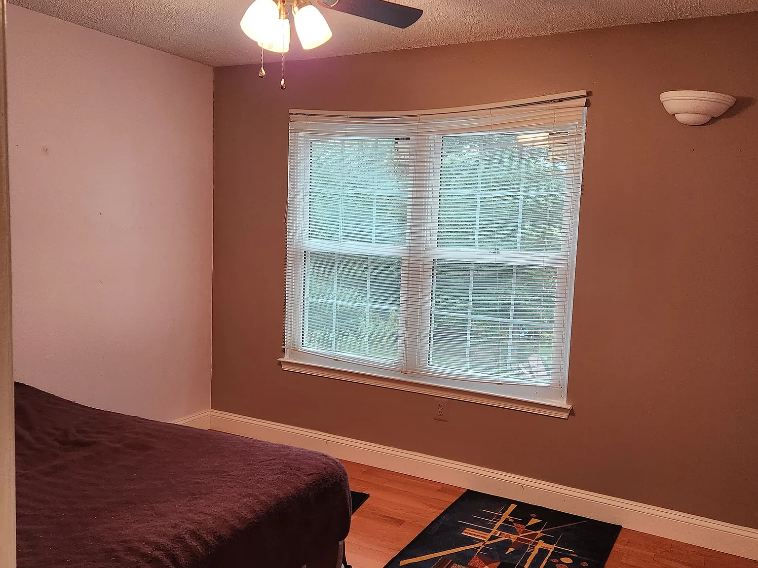 4 bed, 2408 sqft, $700 — Photo 4