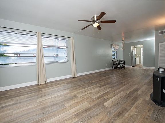 3rd image of 2050 58th Ave N APT 15