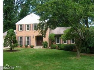 2 Basildon Cir, Rockville, MD 20850
