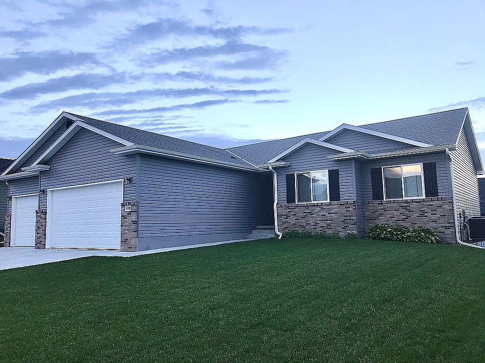 1st image of 1138 N 101st St