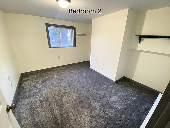 3rd image of 530 N Lyle Ave #B