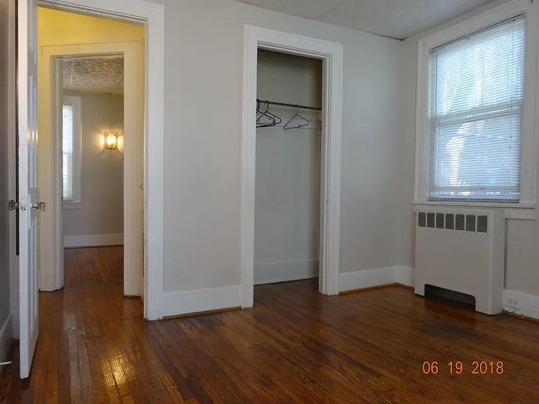 467 Norwood Ave — Photo 12