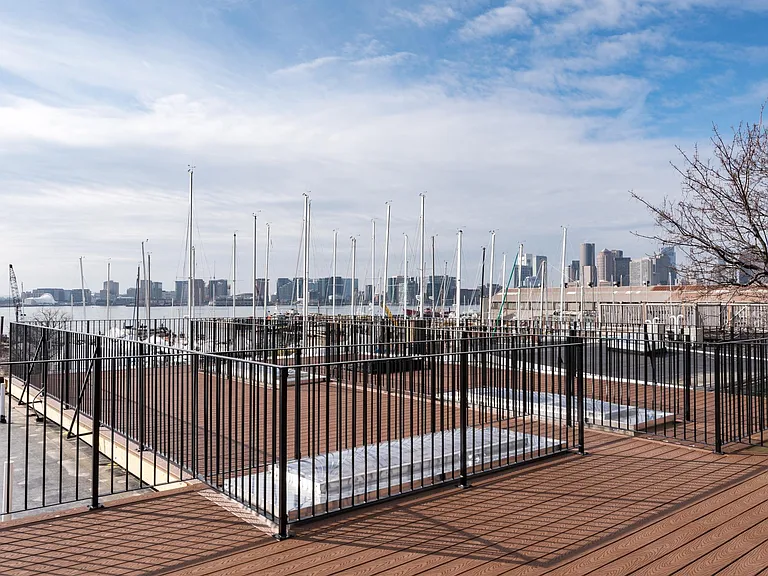 Massive PVT roof-deck with Harbor & city views