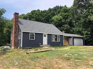 137 Gardners Neck Rd, Swansea, MA 02777