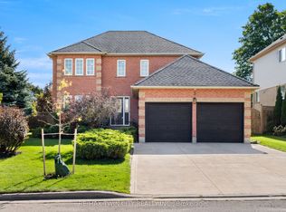 3 Greencroft Ct, Kitchener, ON N2N3H6