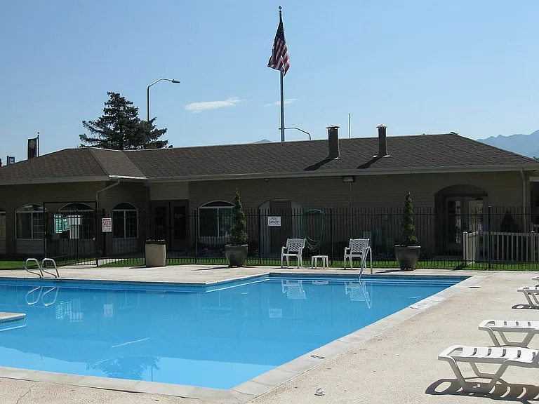 pool