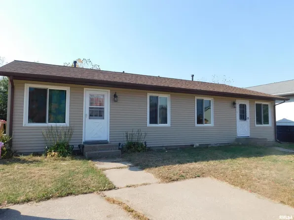 737 9th St, Colona, IL 61241