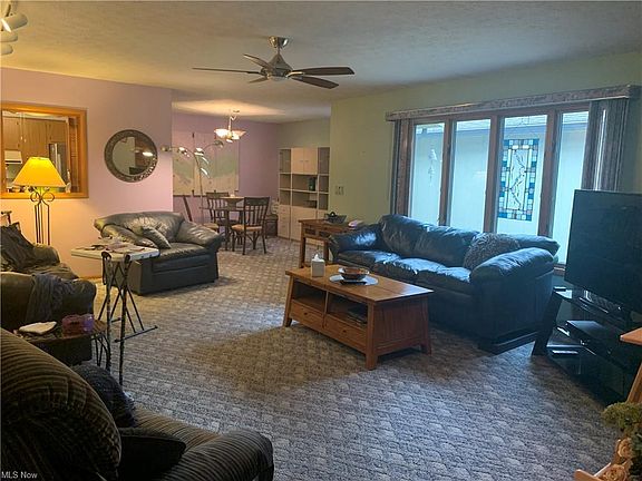 3rd image of 11515 Co Moor Blvd
