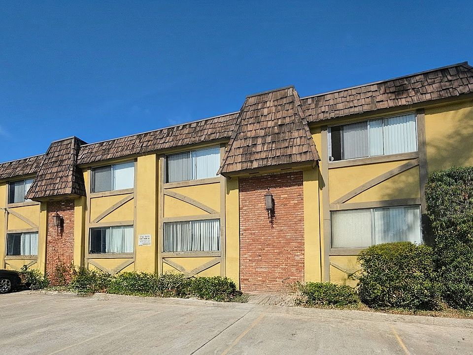 1st image of 1231 25th St APT 23