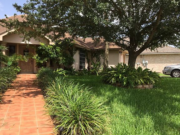 3rd image of 2055 Sunset Lake Dr